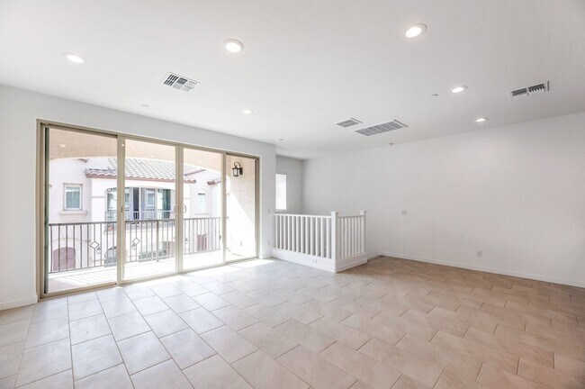 Photo - Like New luxurious townhome with 2 Master ...