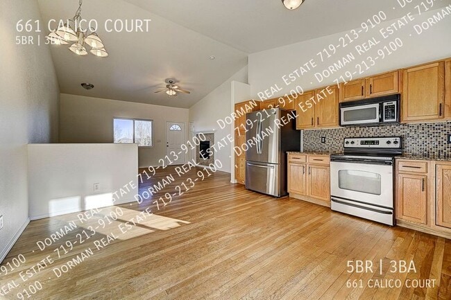 Photo - 661 Calico Ct