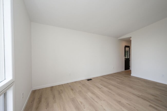 Photo - Contemporary Mid Century Modern and updated 3 Bedroom Ranch