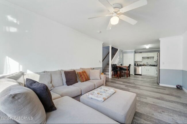 Photo - 1623 Timber Creek Dr