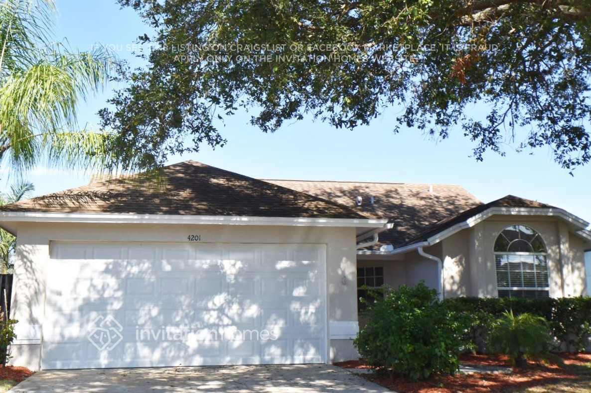 Photo - 4201 11th Ave E