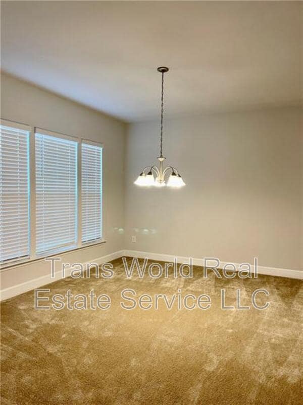 Photo - 5689 Wheeler Ridge Rd