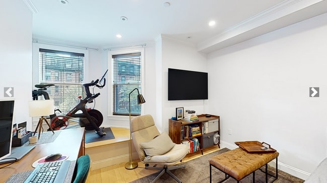 Photo - 296 Beacon St Unit 3