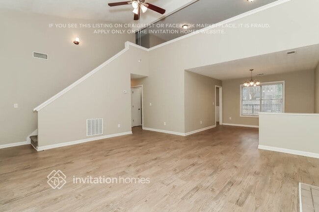 Photo - 2342 Cheyenne Ln NW