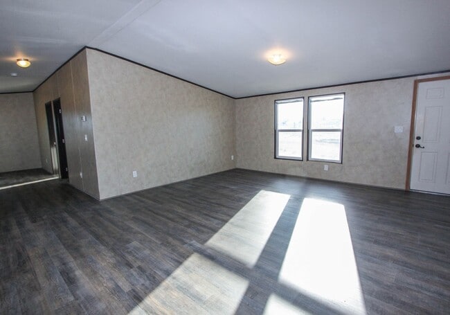 Photo - 3 bedroom 2 Bathroom - Horse Property