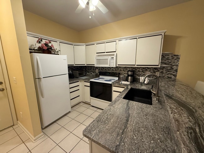 Photo - 472 River Oaks Dr Unidad 65C