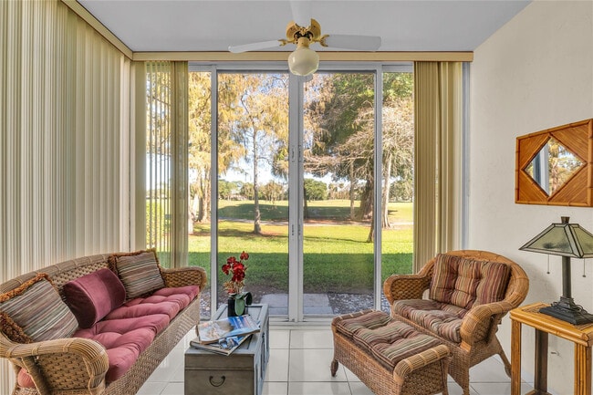 Building Photo - 21656 Juego Cir Unit 23-K