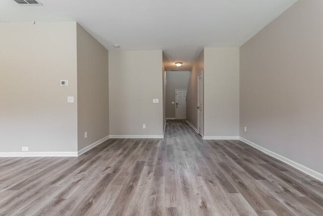 Photo - 609 Beaujolais Ct