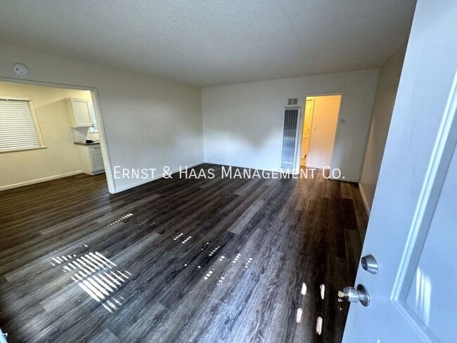 Photo - 6624 Delta Ave Unidad #A