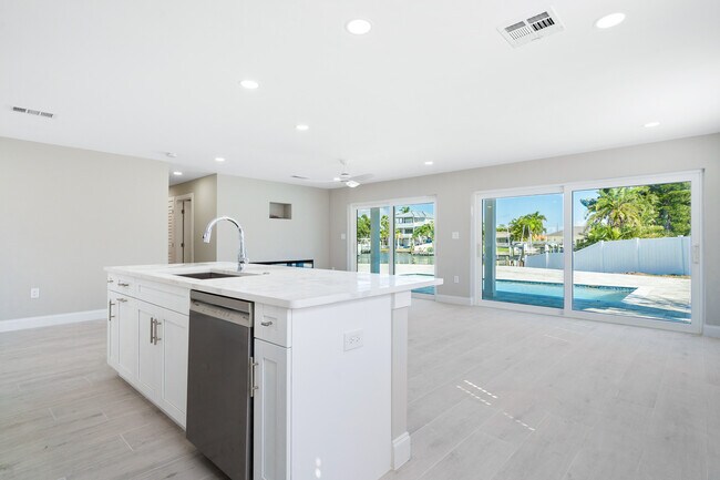 Photo - 4107 Miller Dr