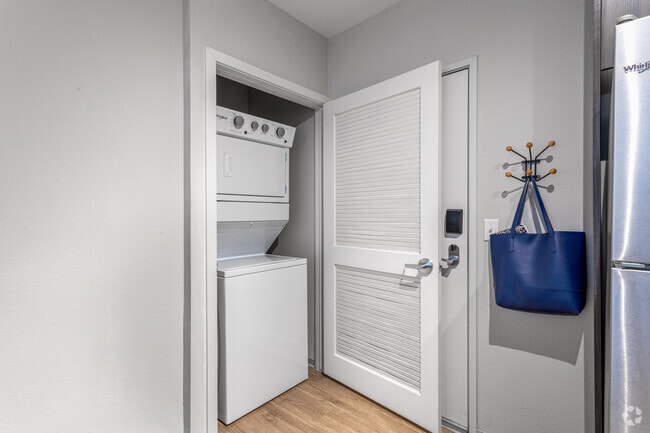 Photo - Muse on Main