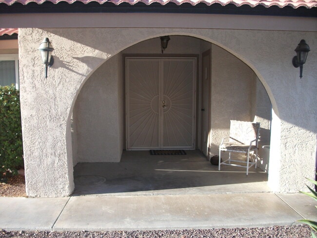 Photo - 49181 Eisenhower Dr