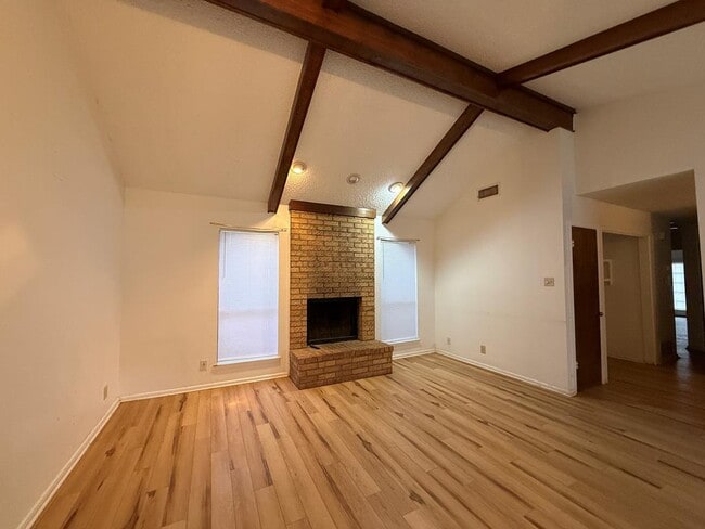 Photo - 6428 Amber Dr