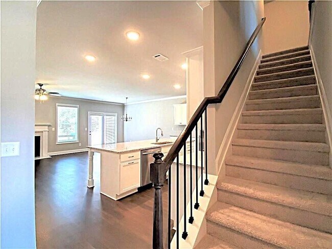 2708 Morgan Creek Dr