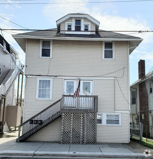 Building Photo - 106 N Rosborough Ave Unit 3 Rental