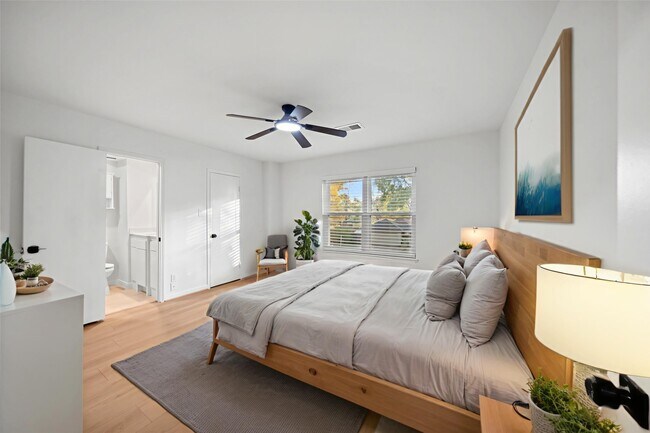 Building Photo - 9654 Westview Dr Unit 9