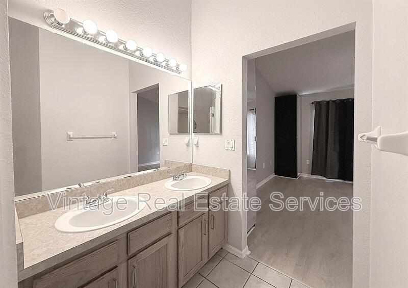 Photo - 1719 Hammocks Ave