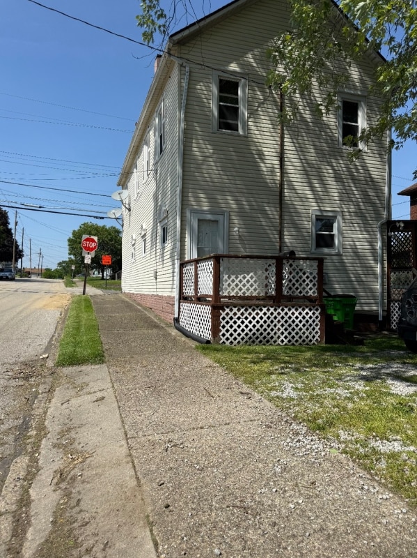 Photo - 1010 W Tuscarawas Ave Apartment Unit 2