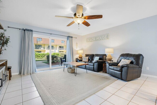 Building Photo - 5200 Ocean Beach Blvd Unit FL1-ID1044460P