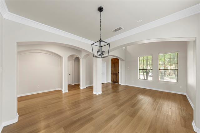 Photo - 1417 Lampasas Dr