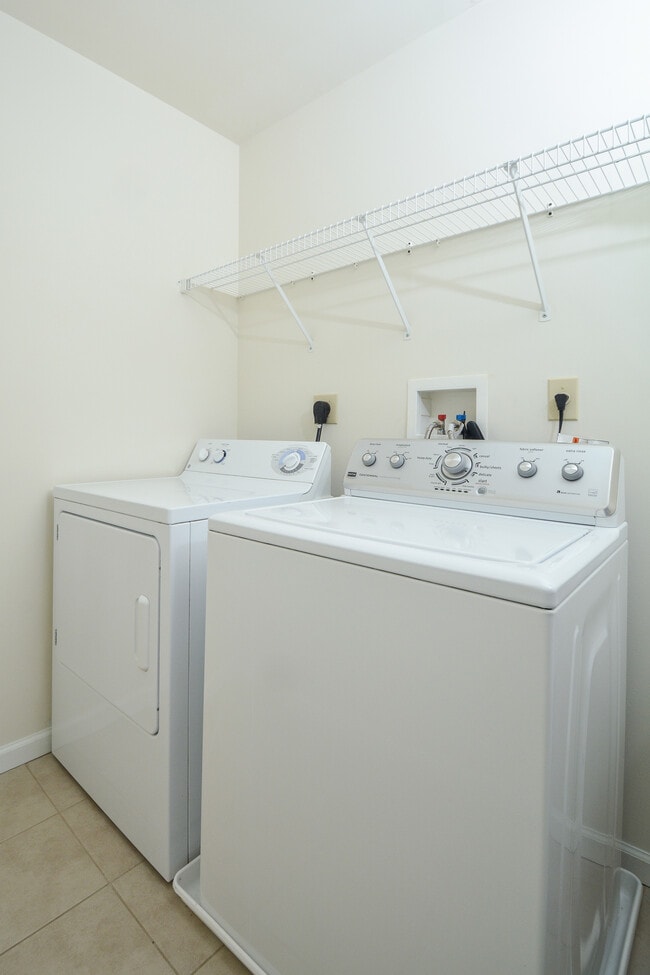 Linden Court - 3 Bedroom Townhomes