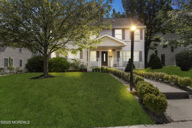 Photo - 39 Lapsley Ln