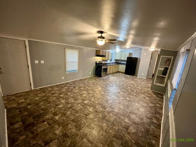 Photo - 3 Bedroom Mobile Home! Available NOW! Midd...