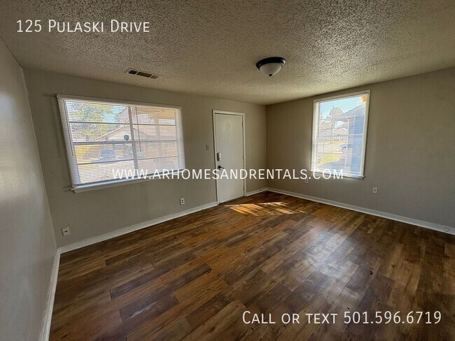 Photo - 125 Pulaski Dr