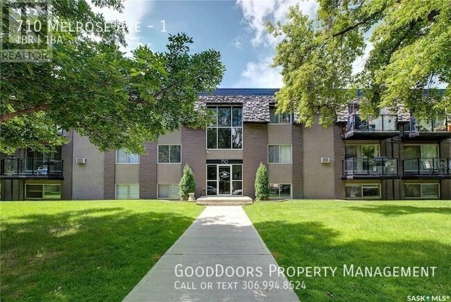 Building Photo - 710 Melrose Ave