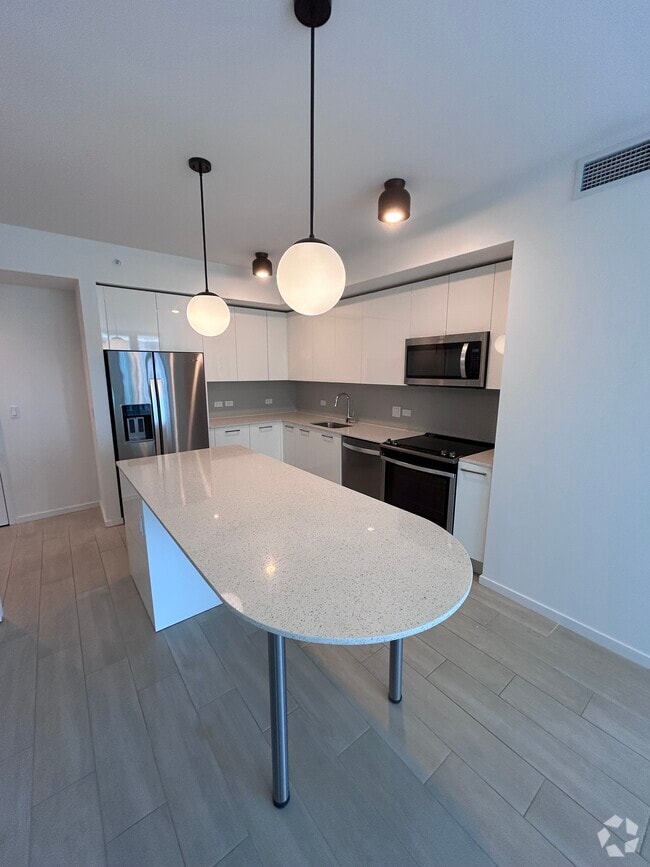 Building Photo - 70 NW 31st St Unit 601 Rental