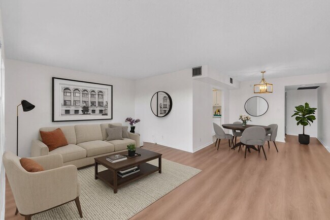 Photo - 1901 Bermuda Cir Unit H4