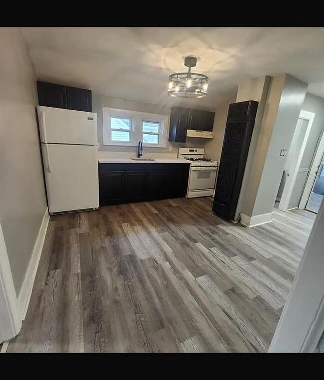 Building Photo - 29 Princess Ave Unit 2