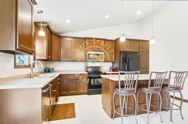 Photo - LAWNCARE INCLUDED! - 3 Bed 2 Bath Ranch Single Family Home