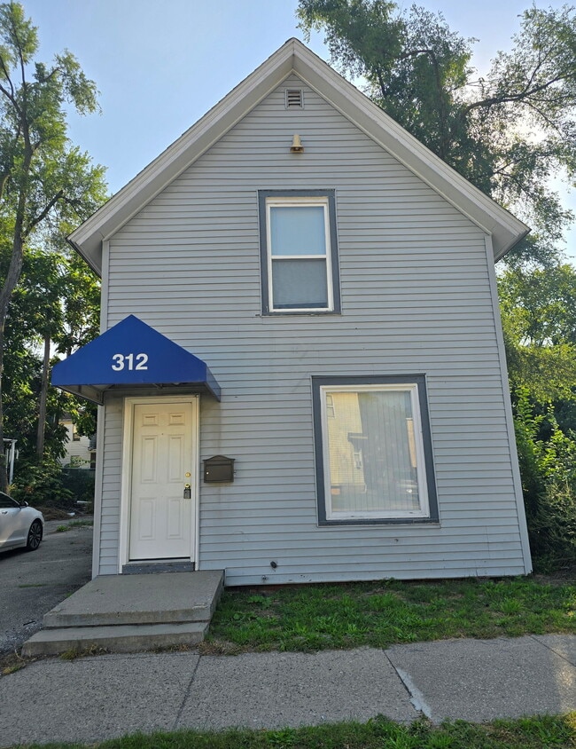 Photo - 312 Ballard Street, Ypsilanti, MI 48197 - 4 BR 2 BA Single-Family Home