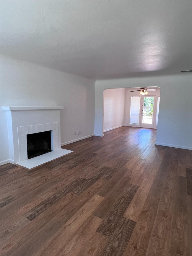 Photo - 26 E Cortland Ave