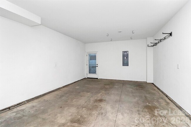 Photo - 1214 Minter Pl