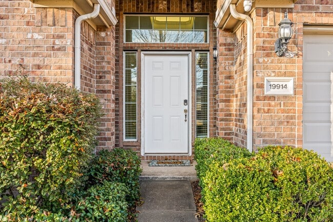 Photo - 19914 Sagebrush Cove