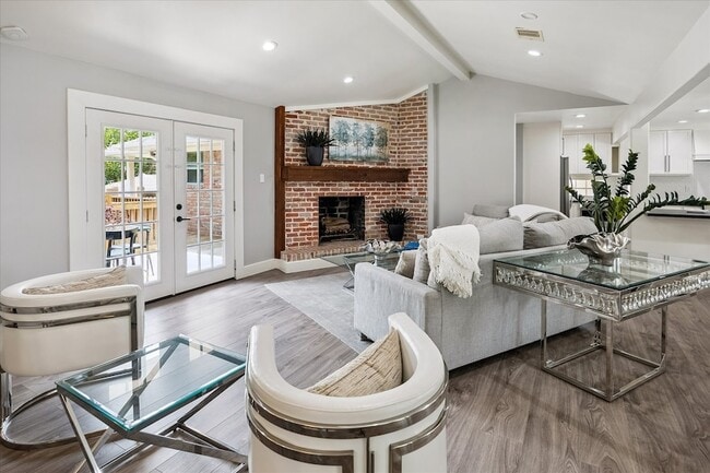 Photo - 4715 Braesvalley Dr