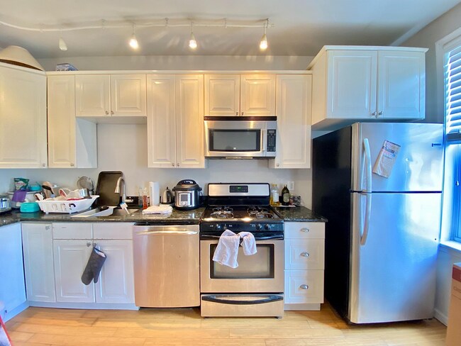 Photo - 1934N 7th Unit #3