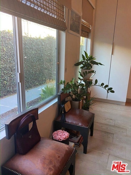 Photo - 713 Vernon Ave