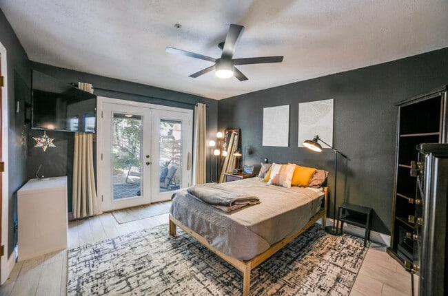 Photo - 8518 Sir Lancelot