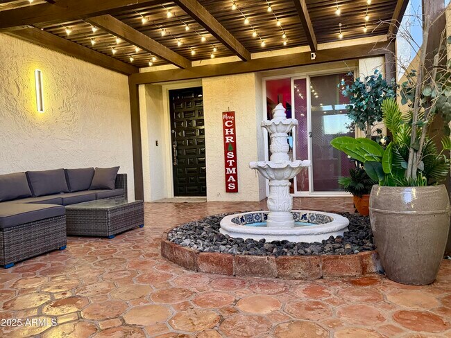 Photo - 2529 N Miller Rd