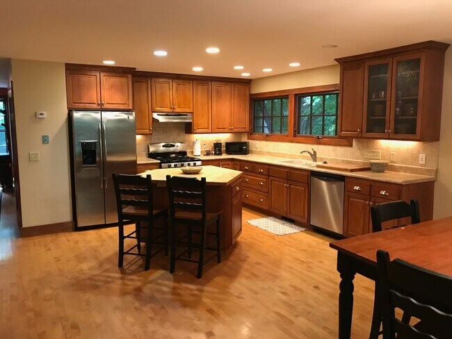 Photo - 28120 Boulder Bridge Dr Apartment Unit 1BD 1BA Smithtown Road
