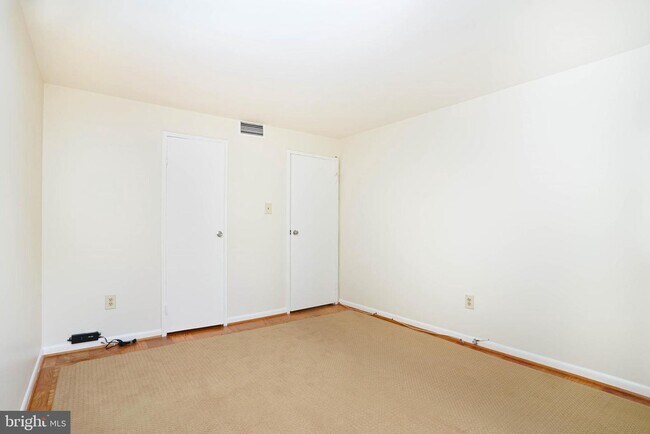Photo - 10416 Rockville Pike Unit 302