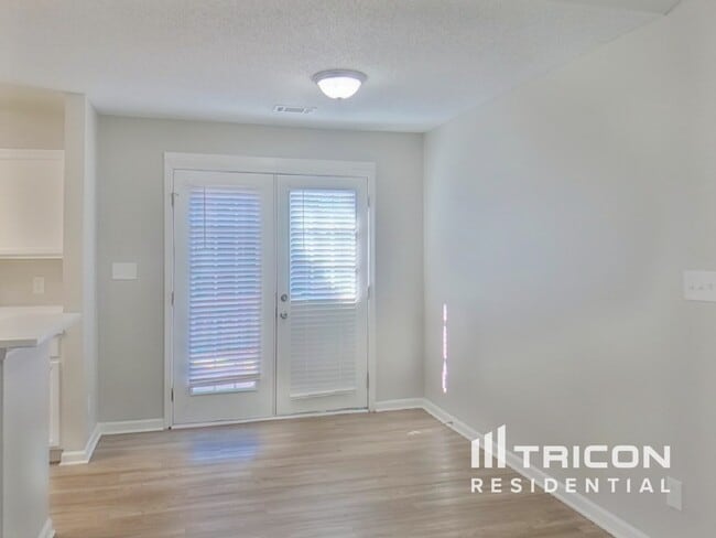 Photo - 2000 Taras Trace Dr