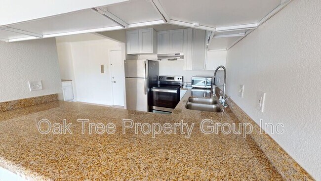 Photo - 351 Lester Ave Unidad 3C