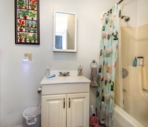 Photo - 166 Raymond St Unit 166L