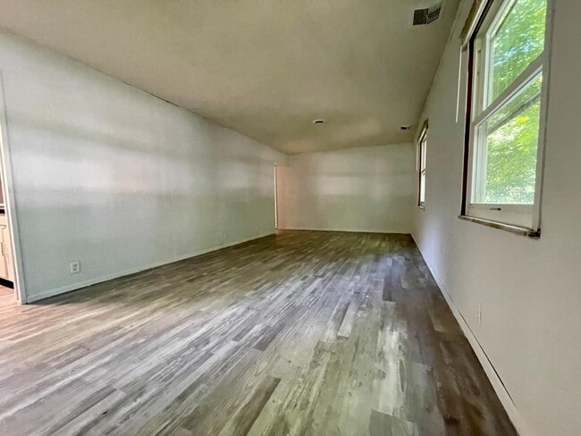 Photo - 1701 Ohio St