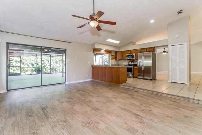 Photo - 476 Forest Park Rd