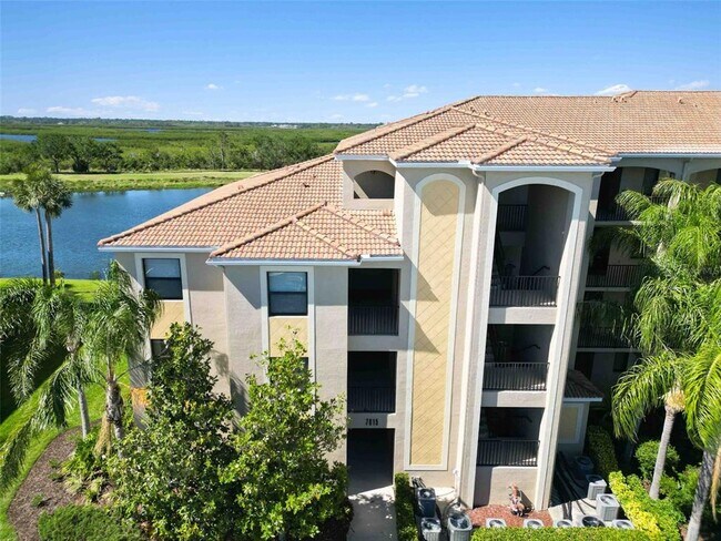 7015 River Hammock Dr Unit 201